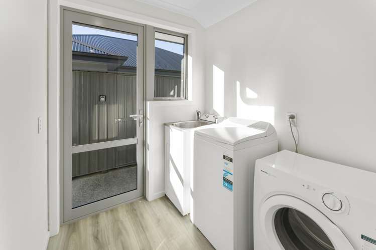 17 Youngberry Drive Richmond_18