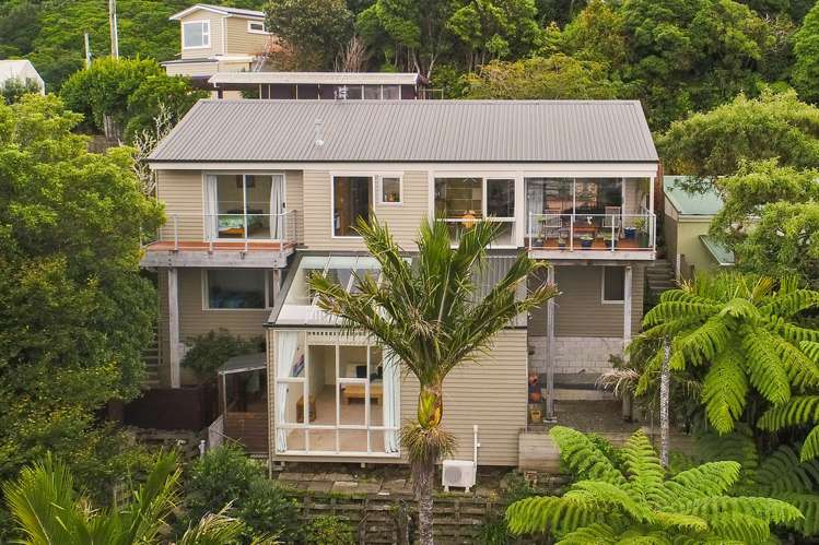 27 Rakeiora Grove Korokoro_18