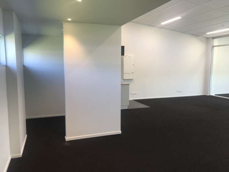 21-23 Humphreys Drive Ferrymead_5