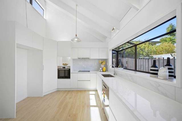 Montclair Rise Browns Bay_3