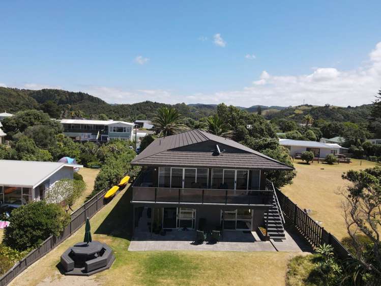 27 Waetford Road Matapouri_10