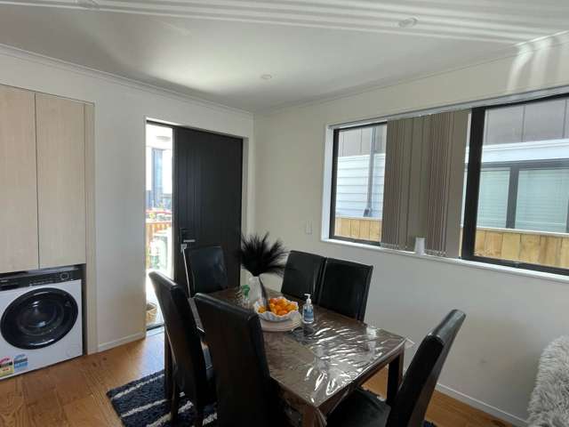 75 Waipuhinui Way Wiri_1