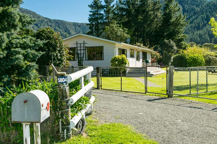 5804 Kenepuru Road Kenepuru Sound_15