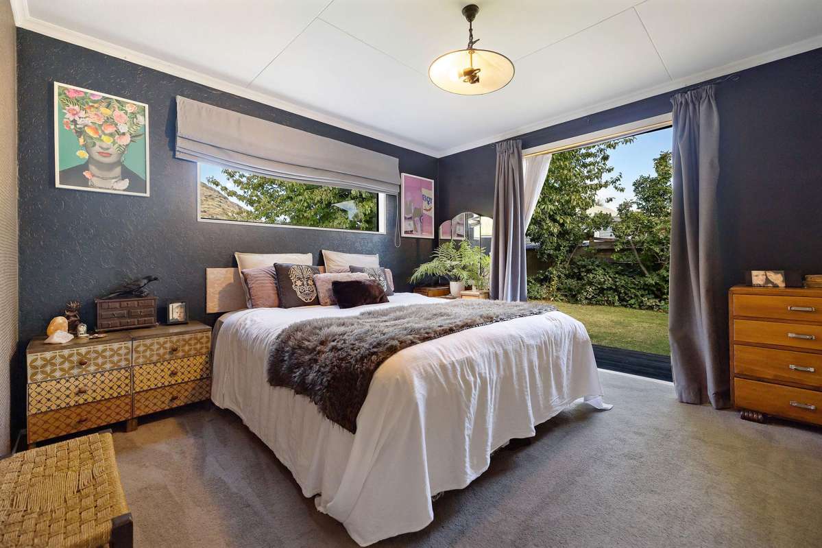 30 Remarkables Crescent_4