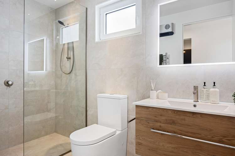 12 Perehia Mews Marshland_19