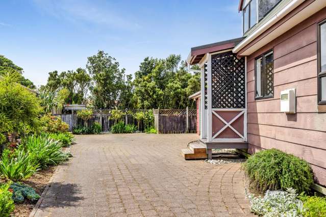 4 Ponderosa Place Opunake_1