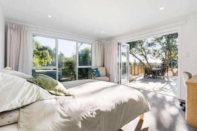 81 Stott Avenue Birkdale_10