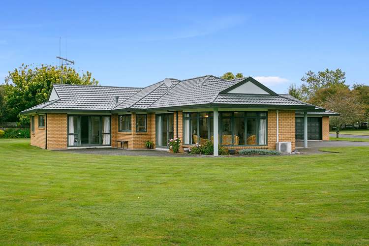 20 Cowley Drive Leamington_5