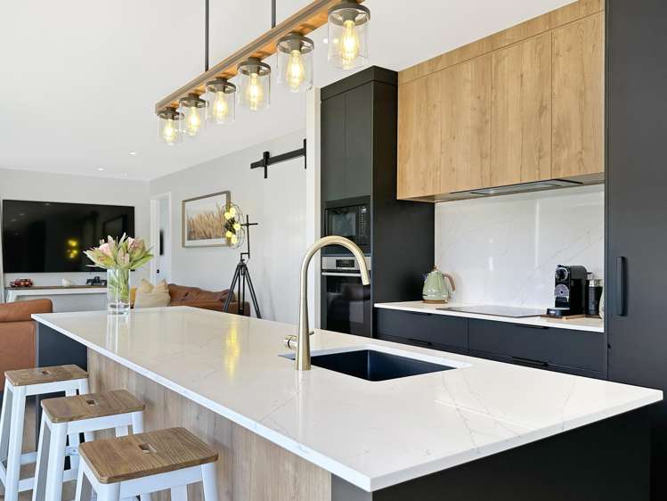 135 Lisland Drive Kinloch_8