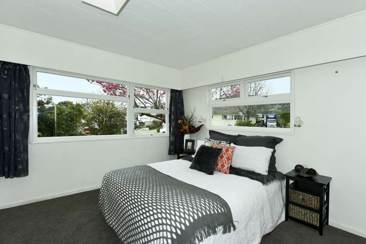 10 Kipling Crescent Stoke_8