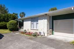 Charming Havelock North unit