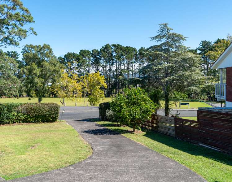 3 Thomas Avenue Te Atatu Peninsula_17