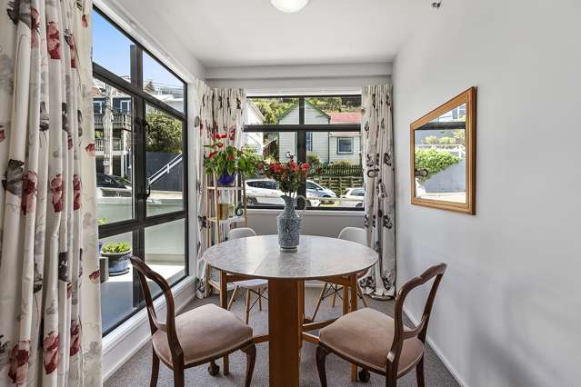 4/7 Hanson Street Mount Cook_3