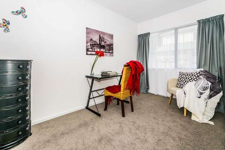 19a Raleigh Road Northcote_9