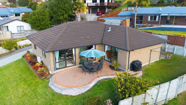 31 Bateleur Close Welcome Bay_11