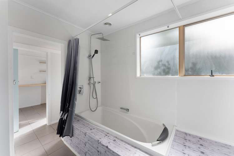 62 Toi Street Otaki Beach_9