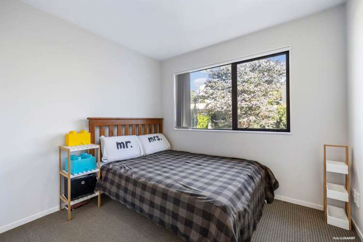 8/75 Tamahere Drive Glenfield_9