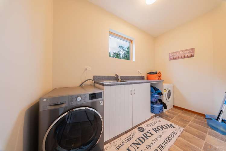 304 Downs Road Geraldine_23