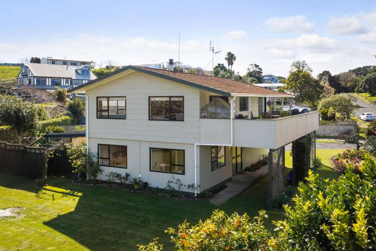11 Pohutukawa Drive Athenree_0