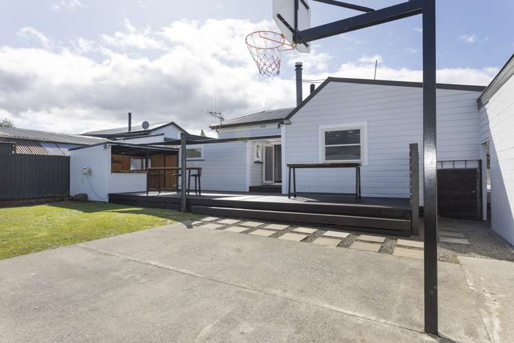 11 Albert Street Dannevirke_2