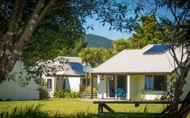 Charlotte/7090 Mount Richmond Estate, Rai Valley