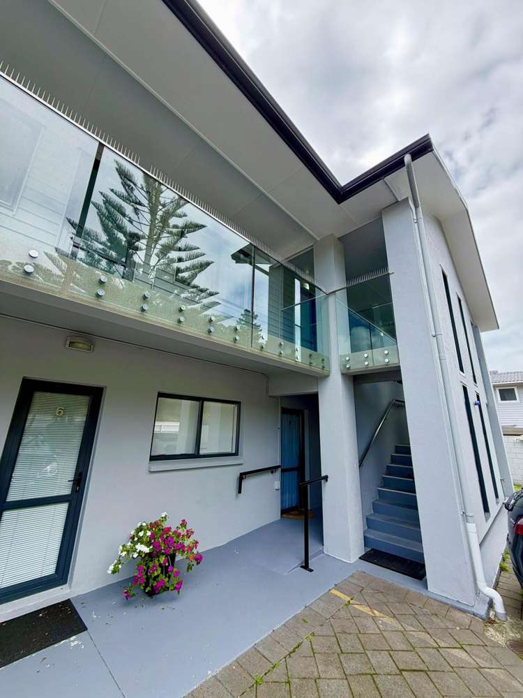 16/25 Weranui Road Waiwera_1