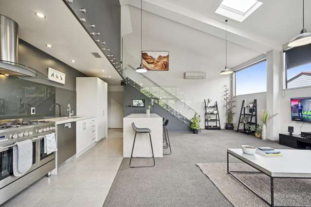 15 George Street Stokes Valley_1