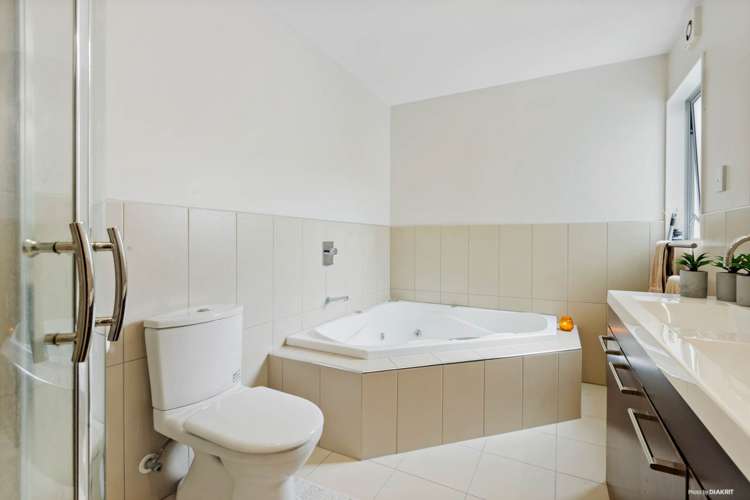 39 Zara Court Windsor Park_14