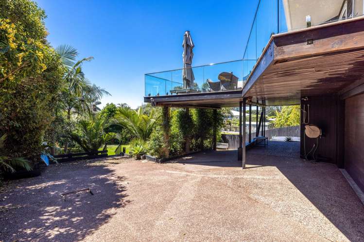 2 Seventh Avenue Onetangi_30