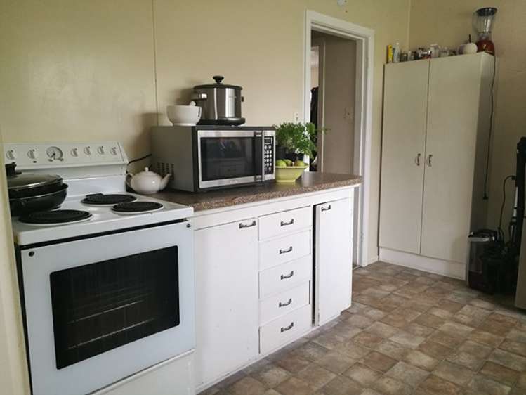 4 Card Crescent Featherston_2