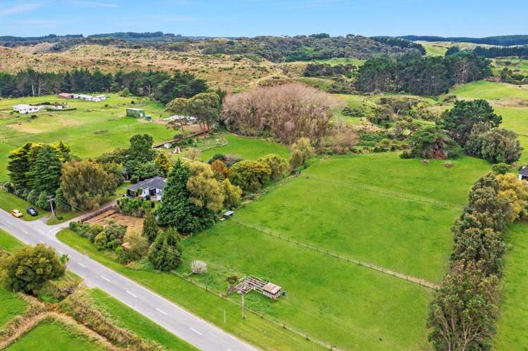 602 Hokio Beach Road Hokio Beach_16