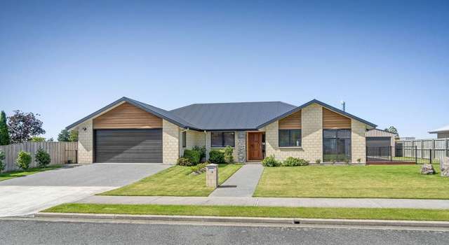 Contemporary Quality with Mountain and Farm Views