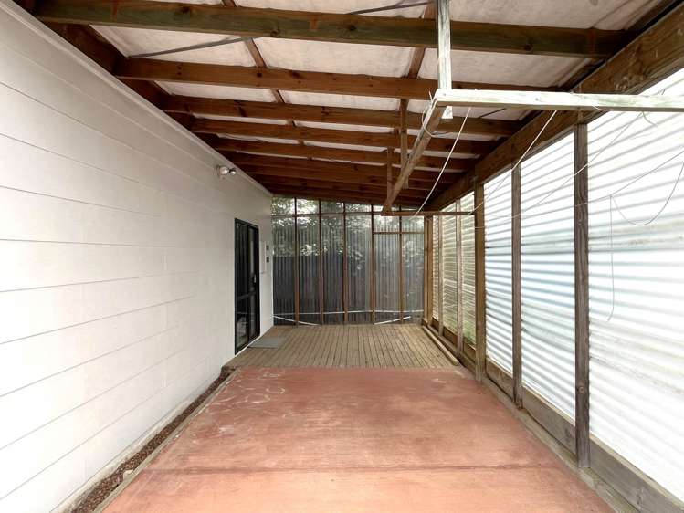 16 Arney Road Ranui_19