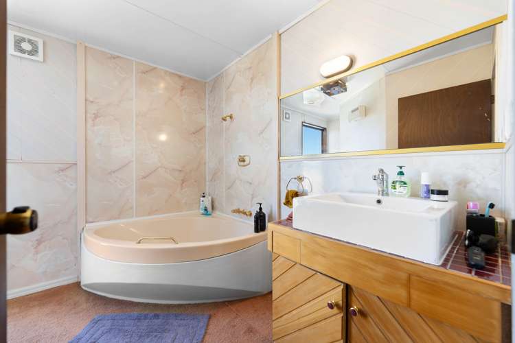 1 Gillies Avenue Taupo_10