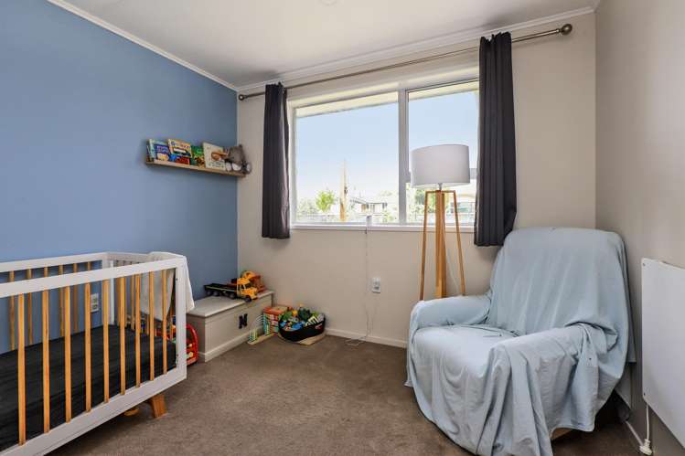 2 Murdoch Place Raureka_13