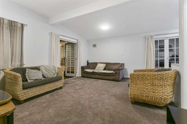 29 Seaview Avenue Northcote_21