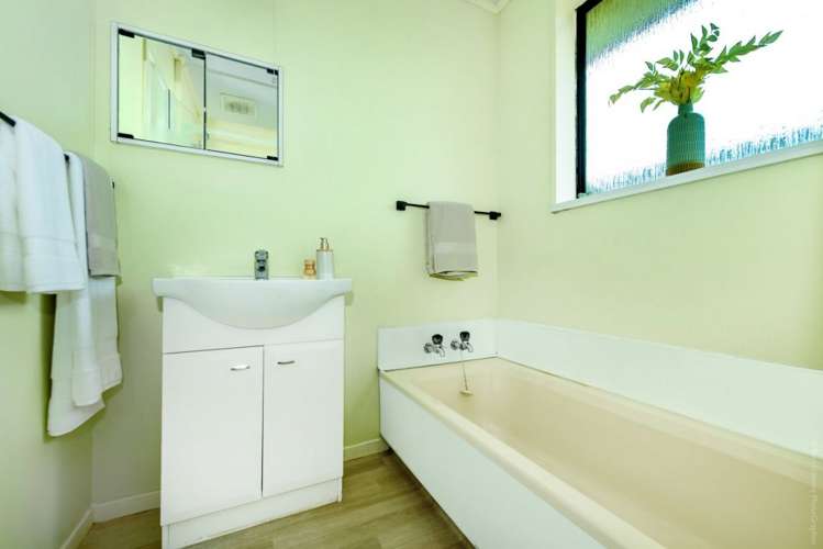 24 Cedars Street Hoon Hay_13