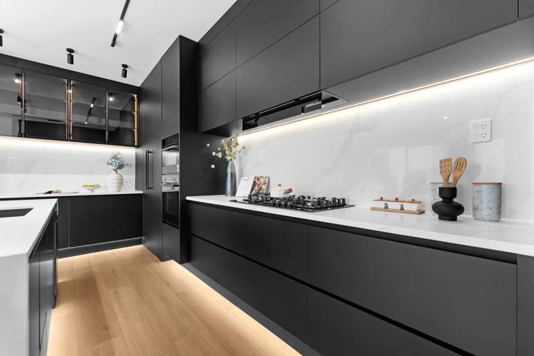 2A Matatahi Road Flat Bush_10