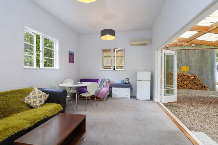 160 Lud Valley Road Hira_25