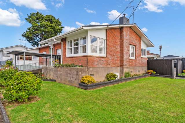 Brick, Kamo Close, Ready to Go