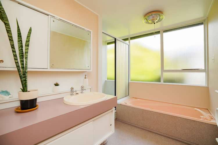 52 Orwell Crescent Newfield_21