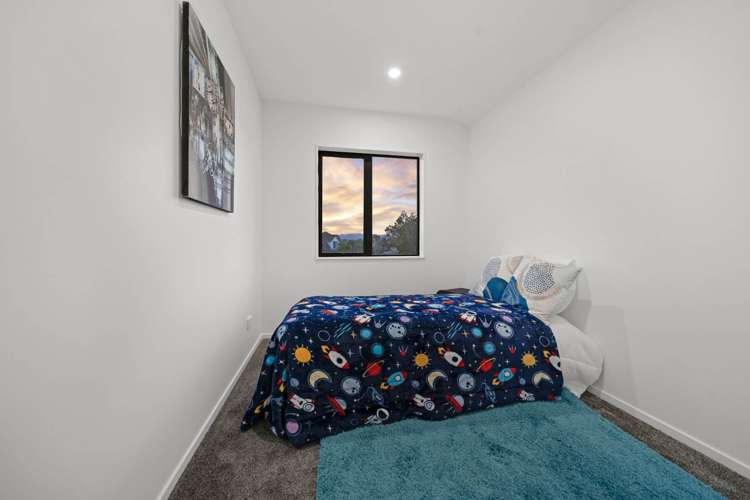 22A Miriam Corban Heights Henderson Heights_14