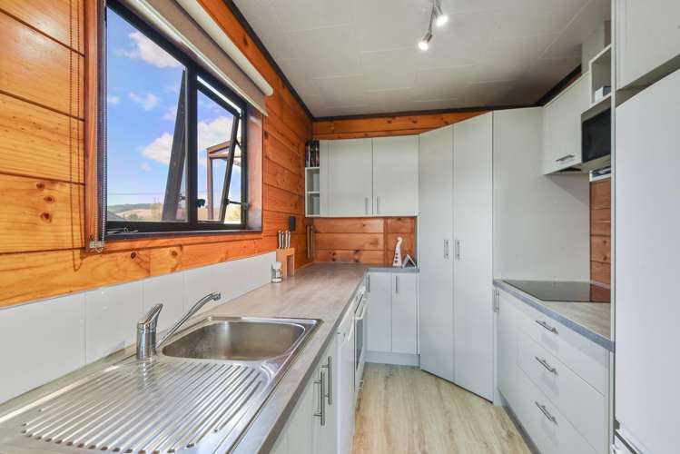 2 Bay Grove Pukehangi_1