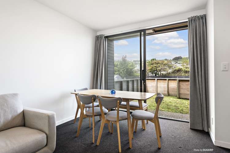 3/74 Derwent Street_4