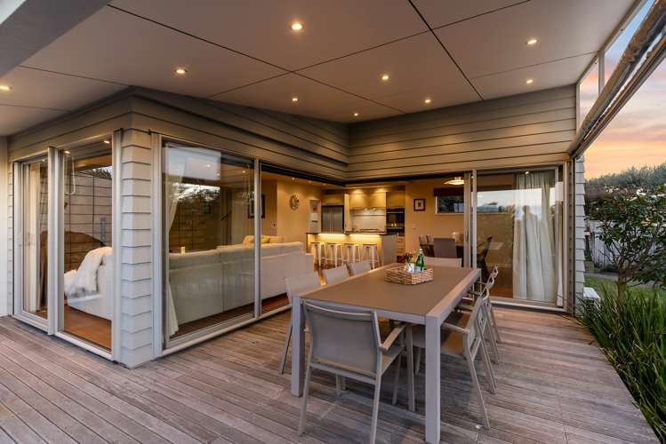 30 Columbia Crescent Beachlands_10