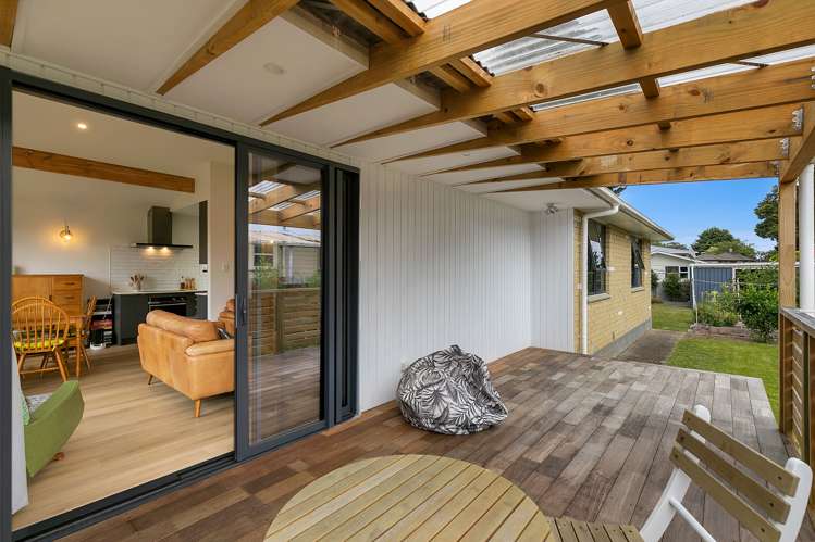 8 Kentucky Street Totara Park_12