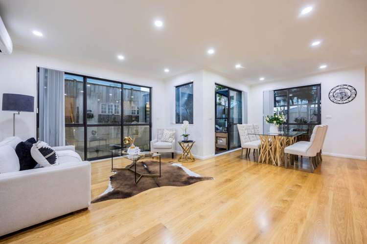 16 Colliston Rise Pinehill_8