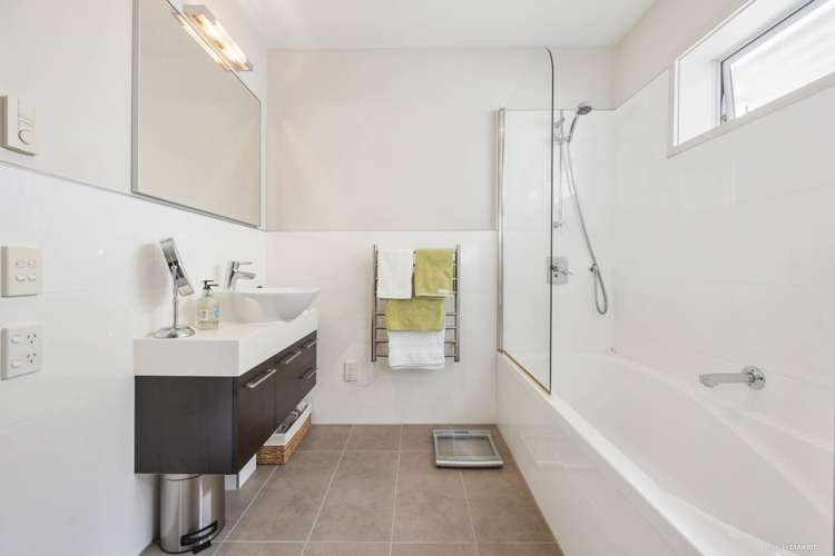 14 Parkside Drive Orewa_9