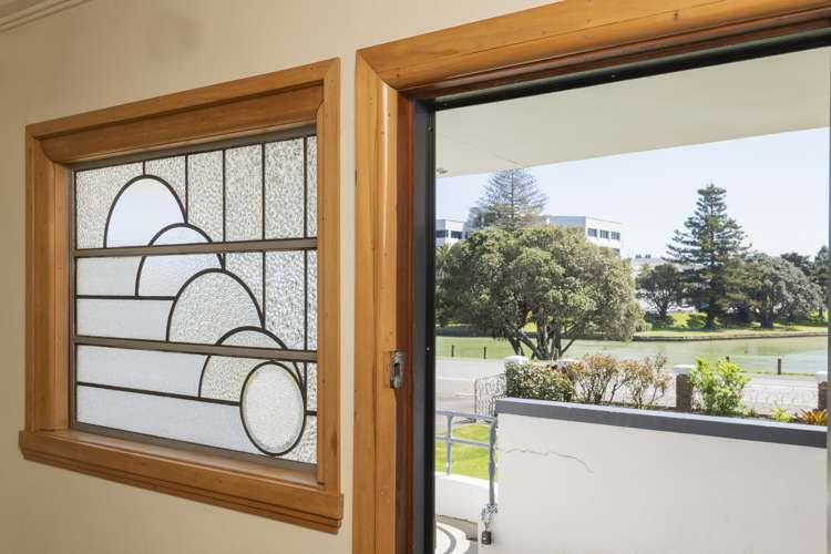 75 Esplanade Kaiti_19