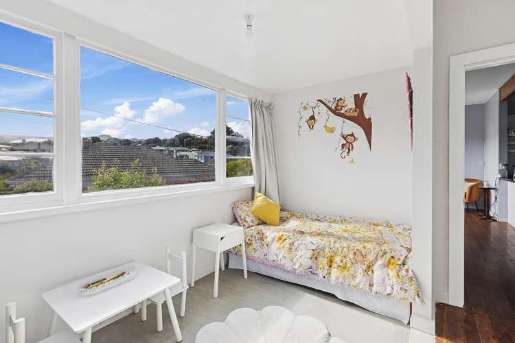 20A Larsen Crescent Tawa_9